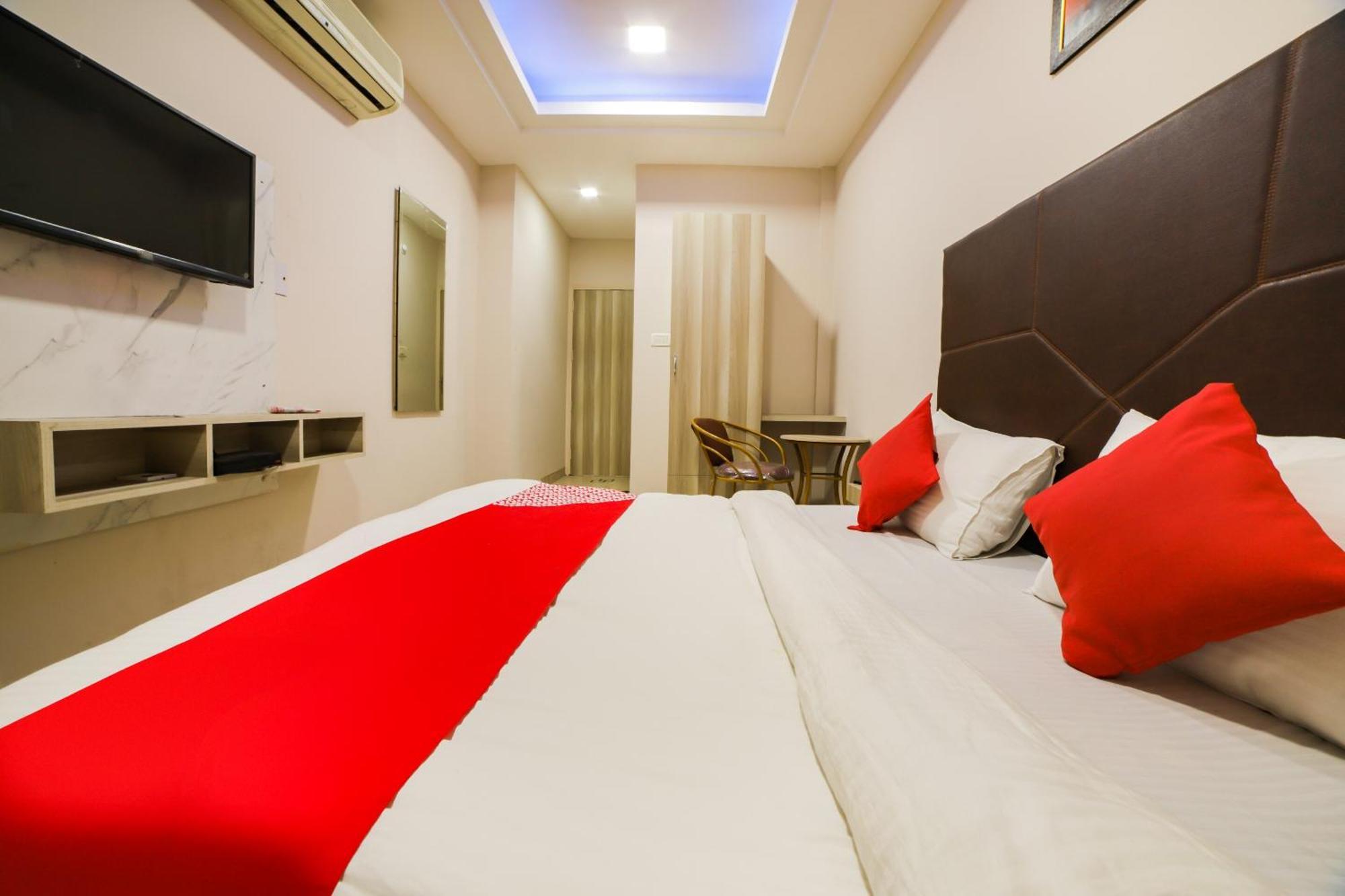 Hotel Sterling Inn, ניו דלהי מראה חיצוני תמונה